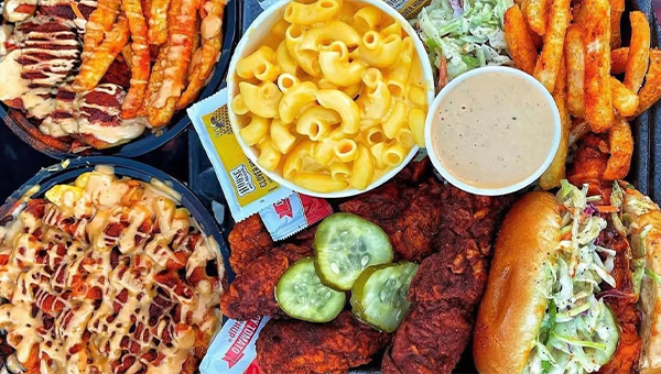 Angry Chickz Set to Spice Up the Crossroads Shopping Center